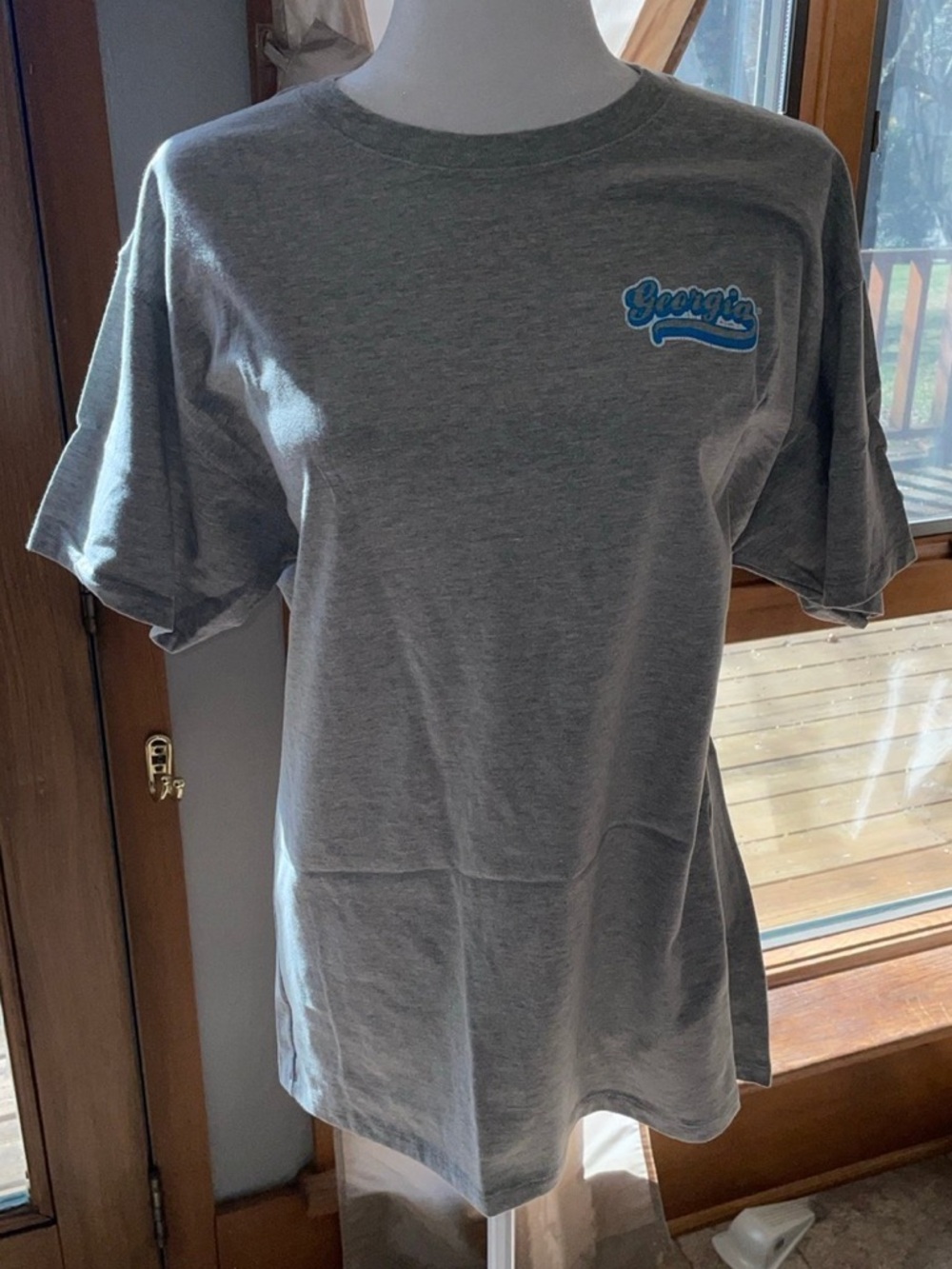 Women’s Large Georgia Bulldog’s Tee